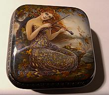 Autumn - a box, Fedoskino lacquer painting technique